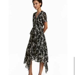 H&M Asymmetrical chiffon midi dress